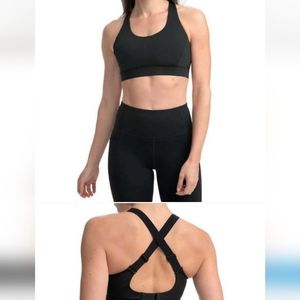 Sports bra - Lole Convertible Adjustable Cross Back Sports Bra Black